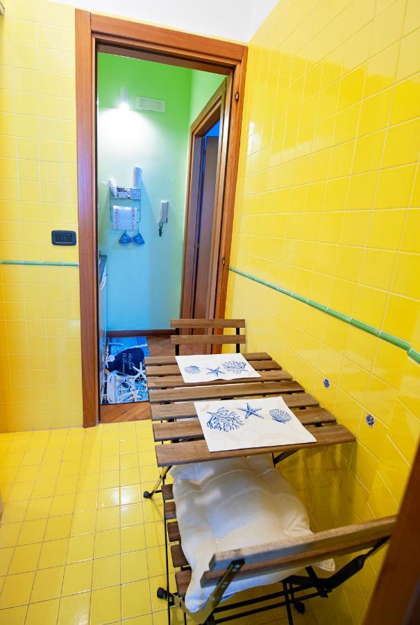 Appartamento Casa "Kapri" Da Eva - Salerno Centro Con Self Check-In Esterno foto