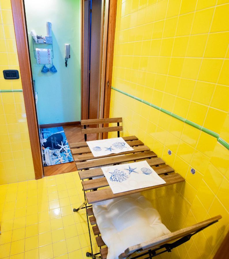 Appartamento Casa "Kapri" Da Eva - Salerno Centro Con Self Check-In Esterno foto